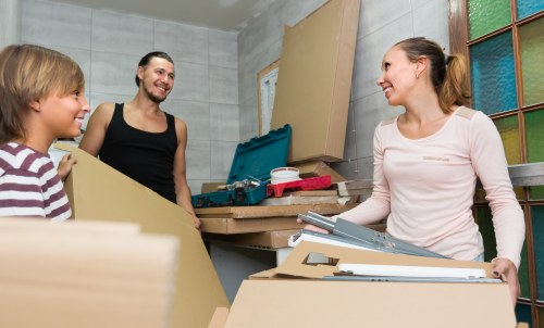Furniture pick-up service for homes in Gidea Park