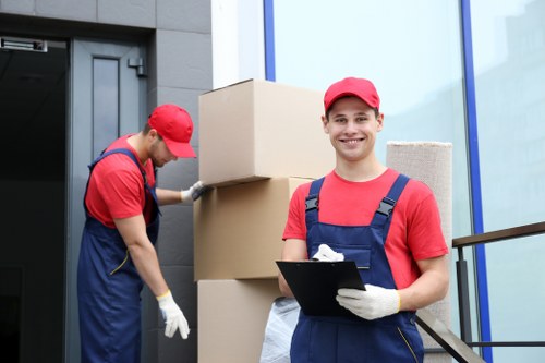 Local removals service for homes in Gidea Park